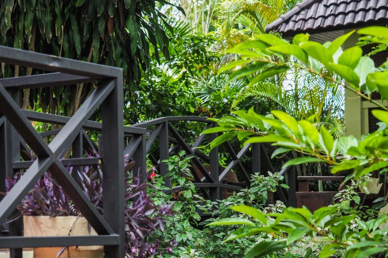 Hotel Ratmanee House Kanchanaburi Exterior foto