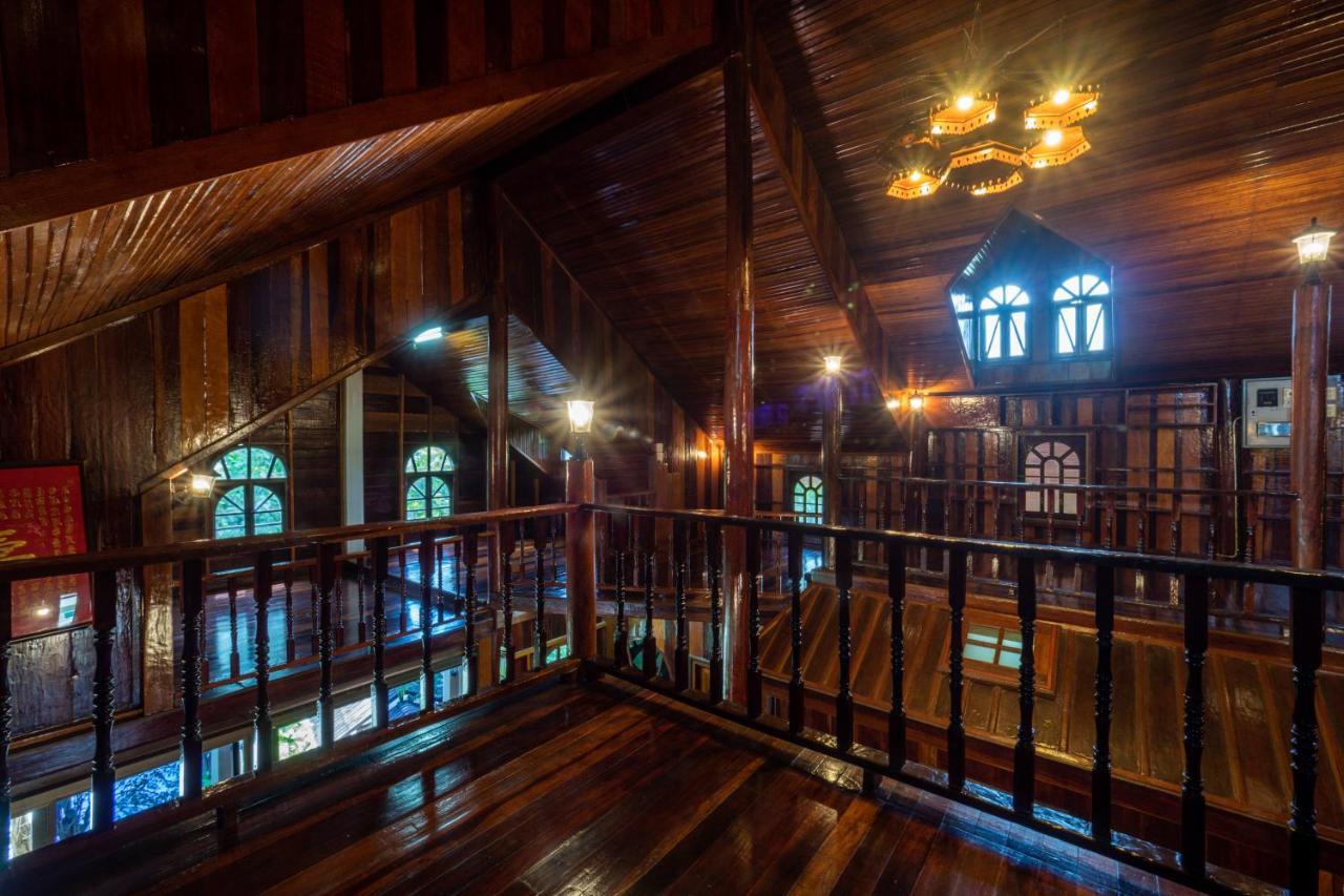 Hotel Ratmanee House Kanchanaburi Exterior foto
