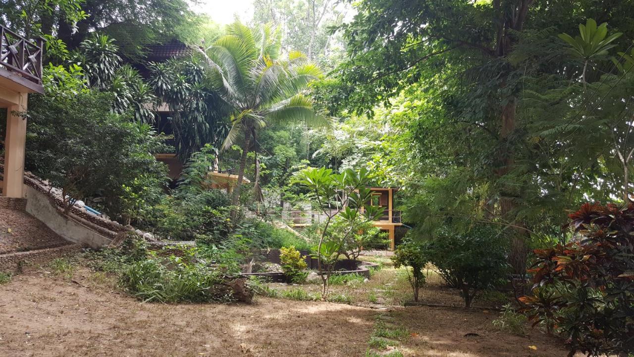 Hotel Ratmanee House Kanchanaburi Exterior foto